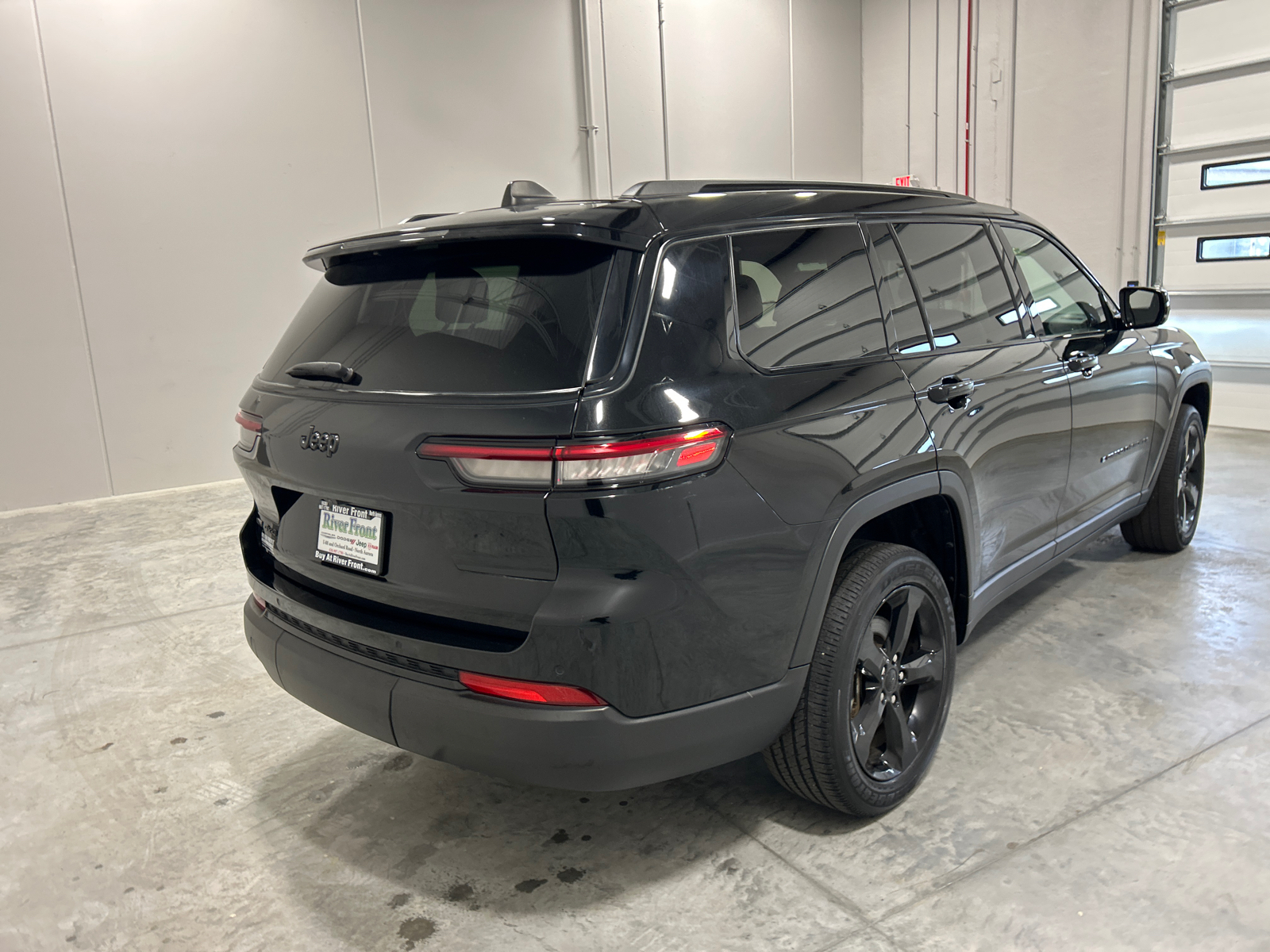 2023 Jeep Grand Cherokee L Altitude 6