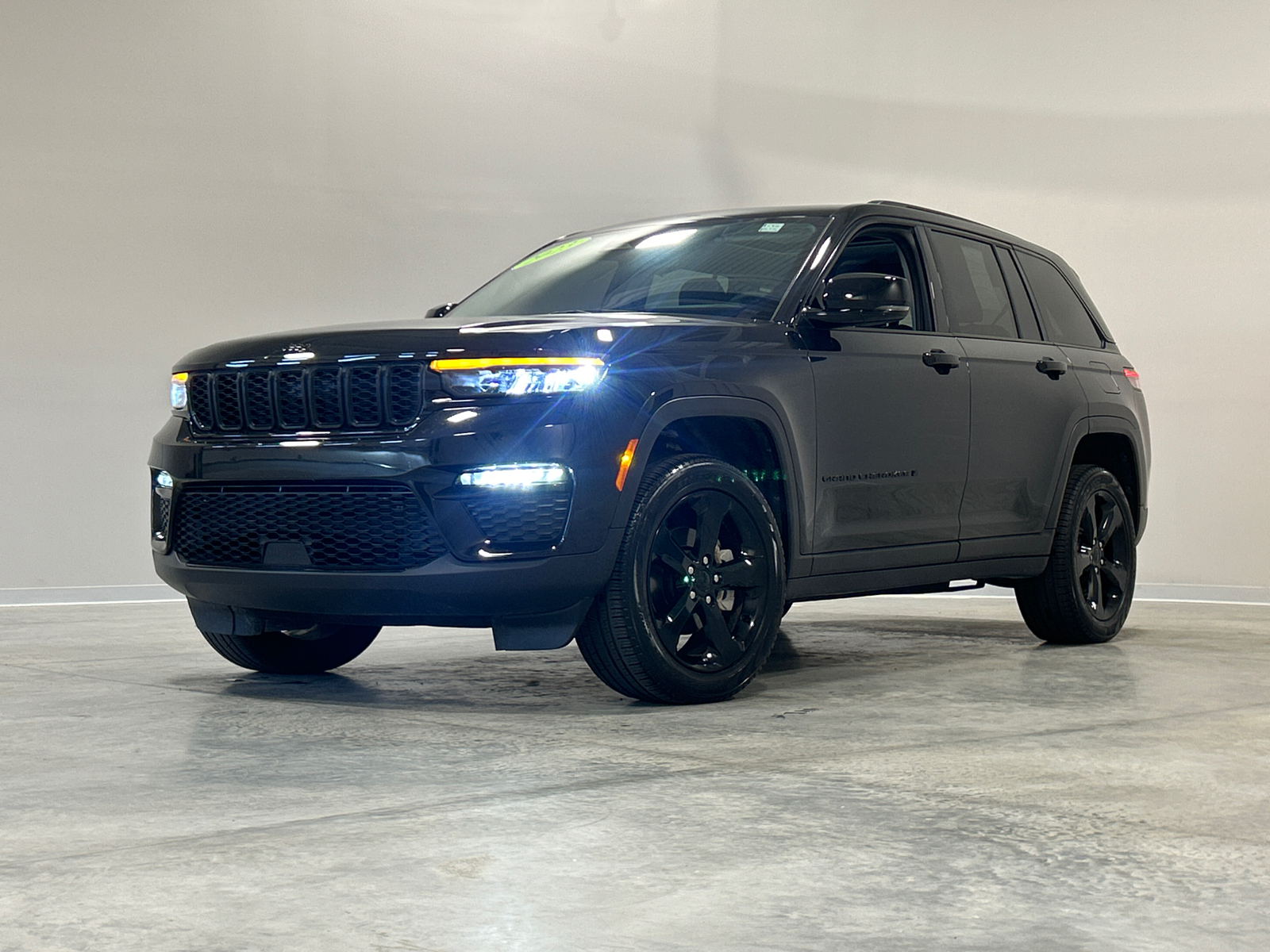 2023 Jeep Grand Cherokee Limited 2