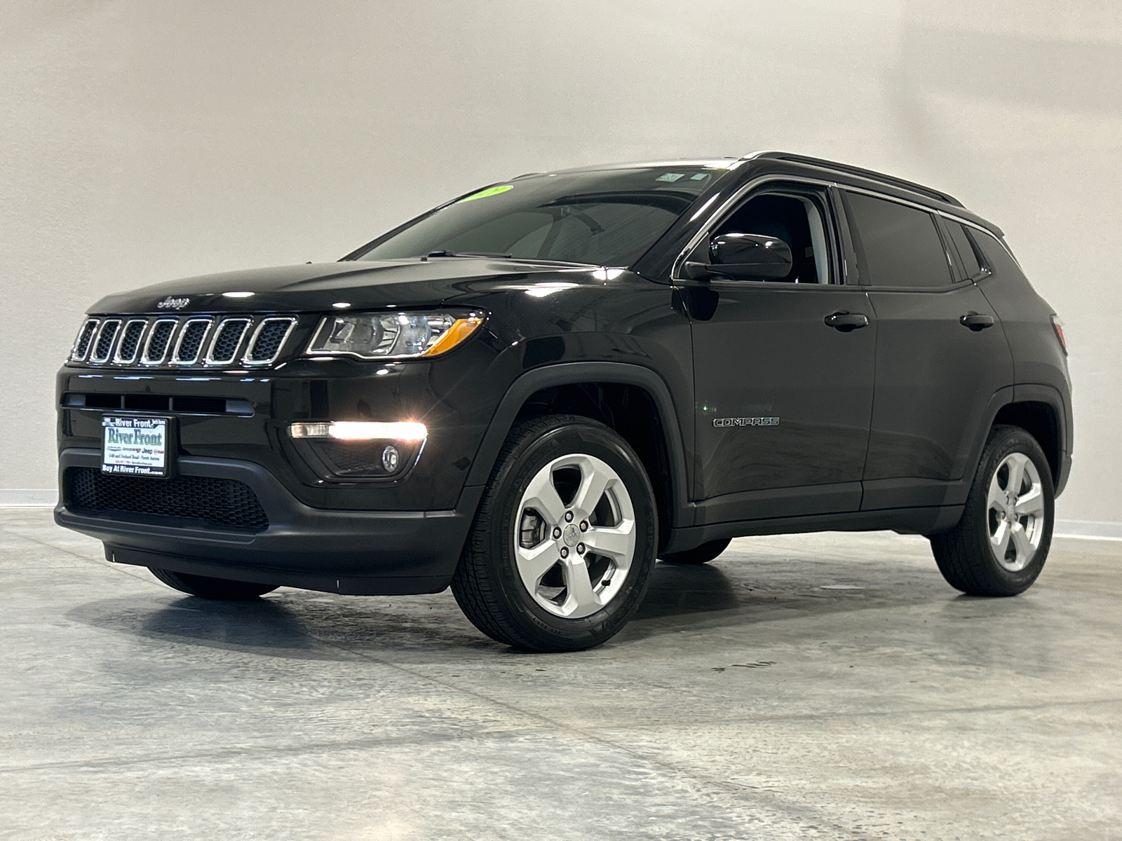 2021 Jeep Compass Latitude 1