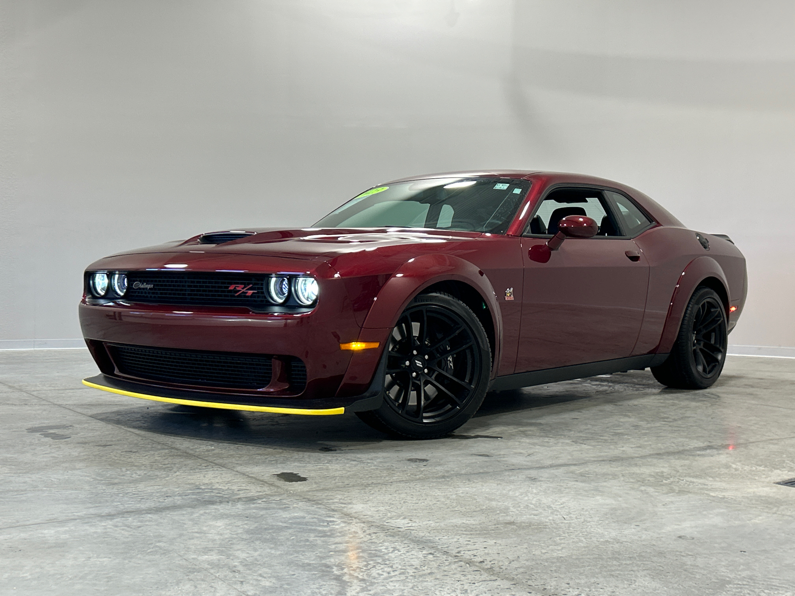 2023 Dodge Challenger R/T Scat Pack Widebody 1