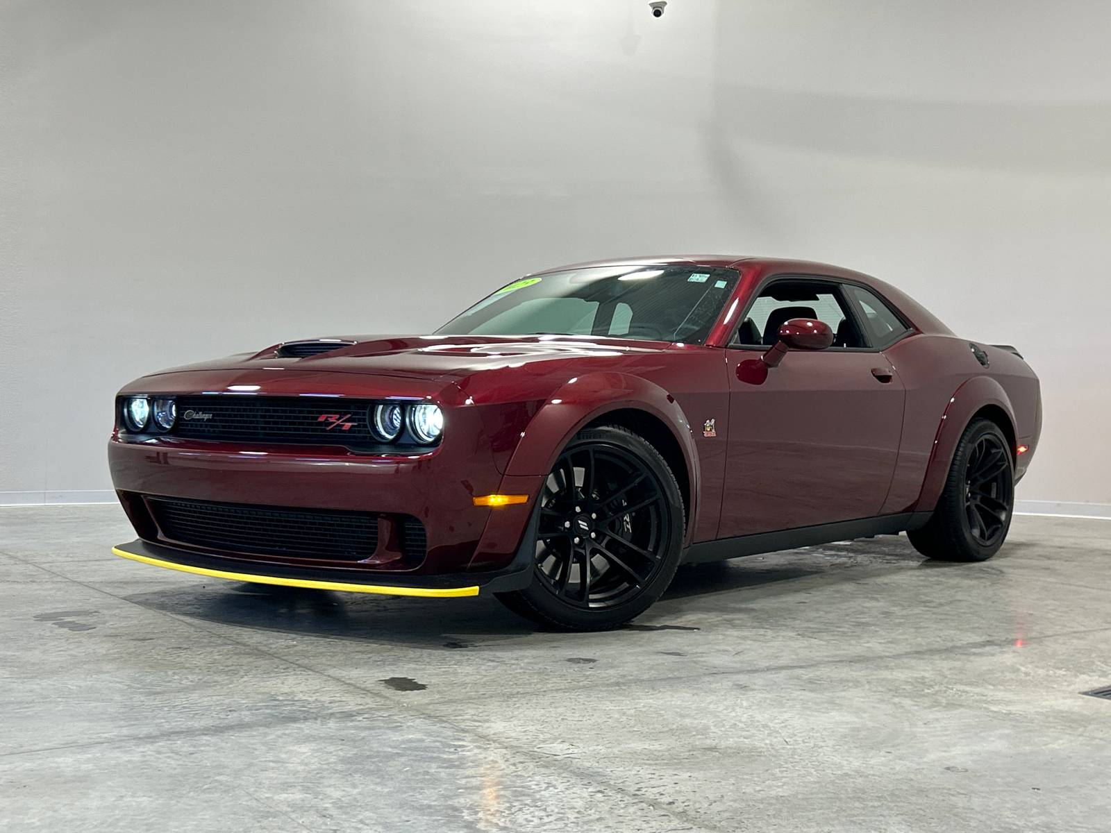 2023 Dodge Challenger R/T Scat Pack Widebody 2