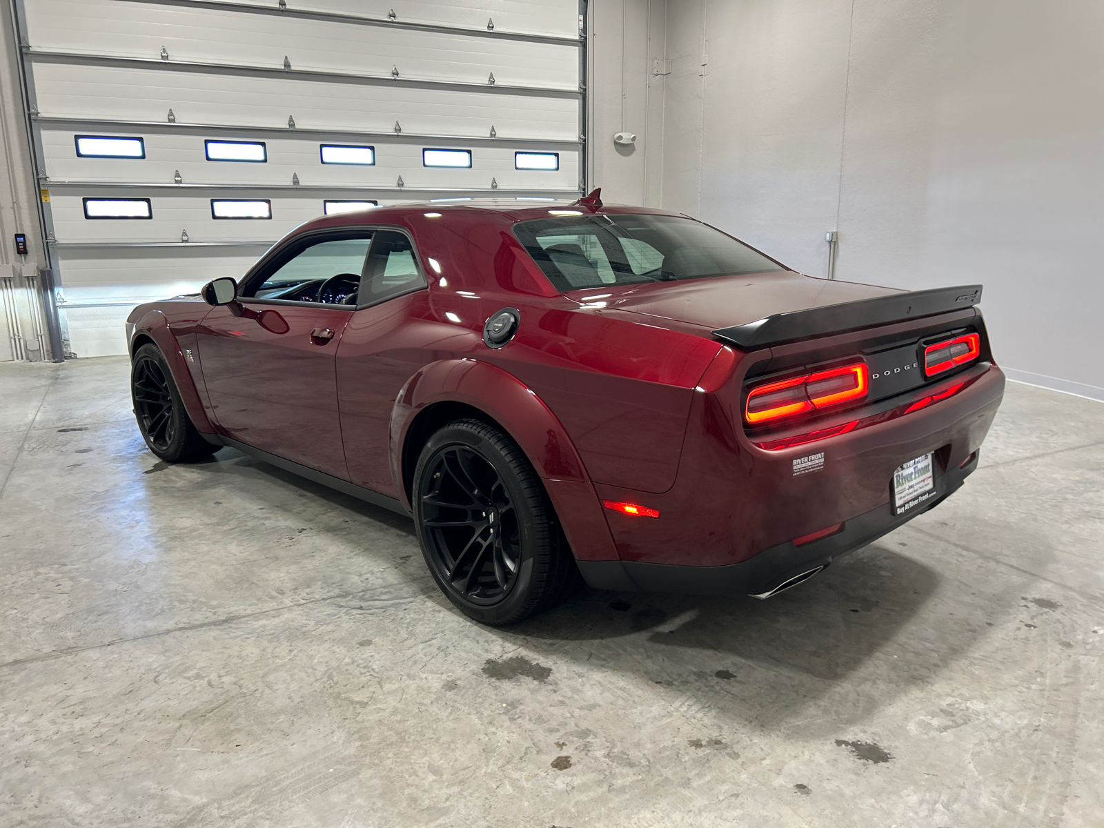 2023 Dodge Challenger R/T Scat Pack Widebody 8