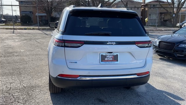 2023 Jeep Grand Cherokee Base 4xe 4