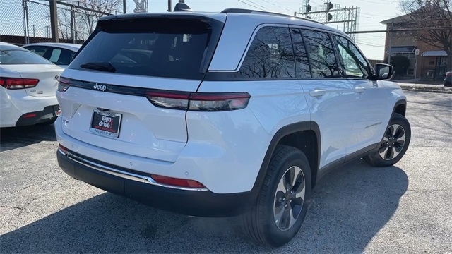 2023 Jeep Grand Cherokee Base 4xe 5