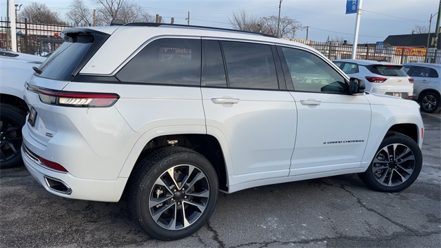 2023 Jeep Grand Cherokee Overland 4xe 25