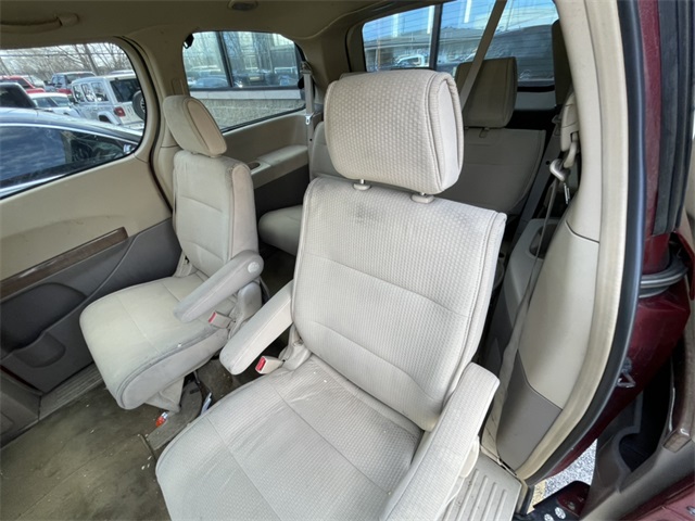 2008 Nissan Quest  8