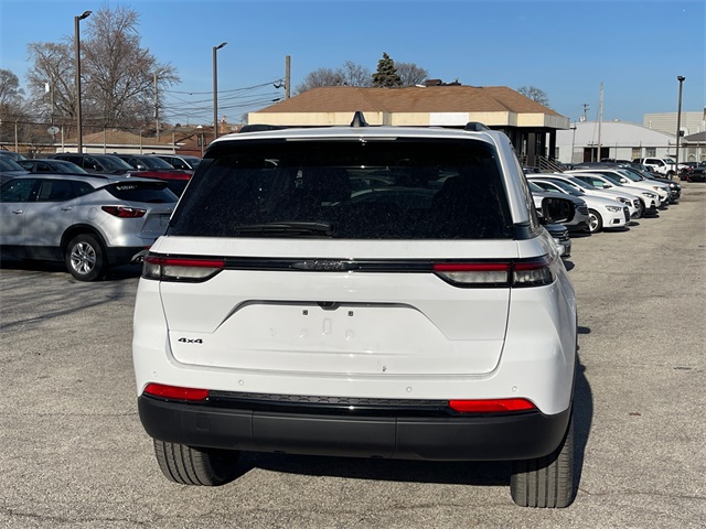 2024 Jeep Grand Cherokee Altitude X 25