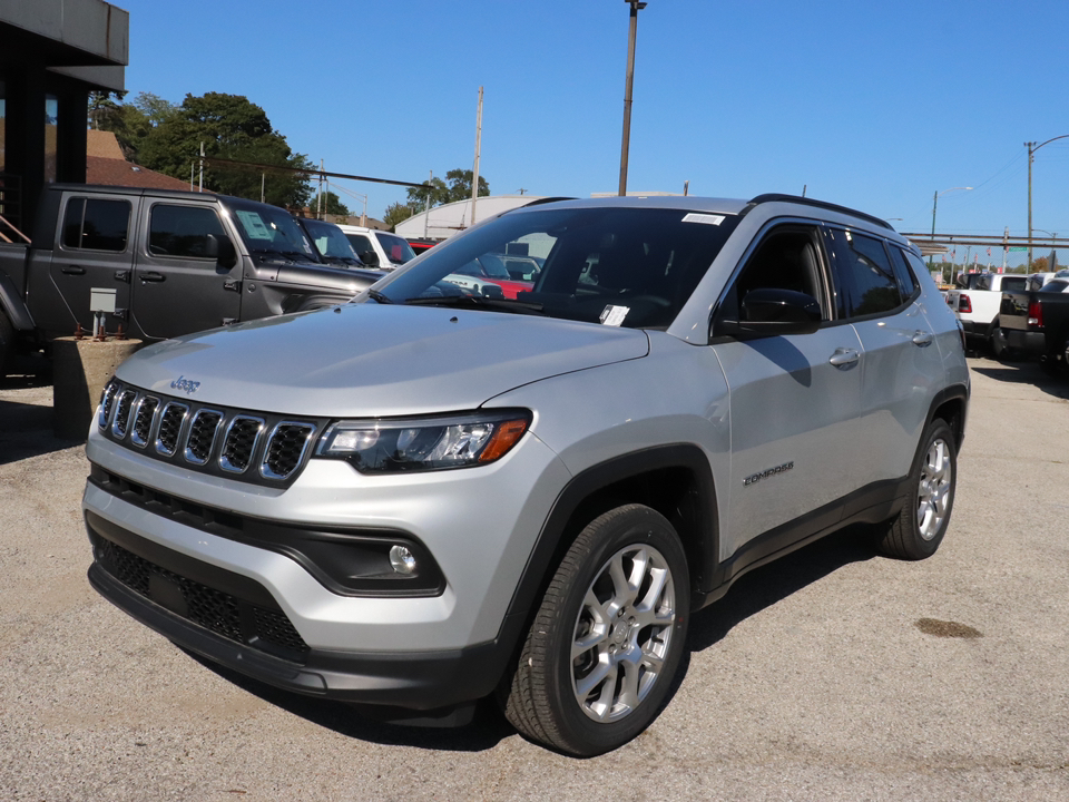 2024 Jeep Compass Latitude Lux 1