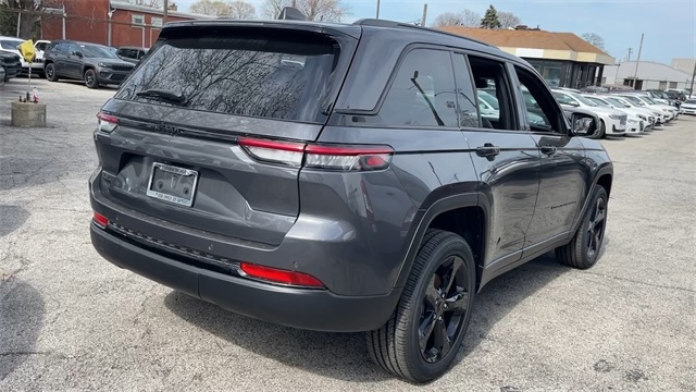 2024 Jeep Grand Cherokee Laredo 6