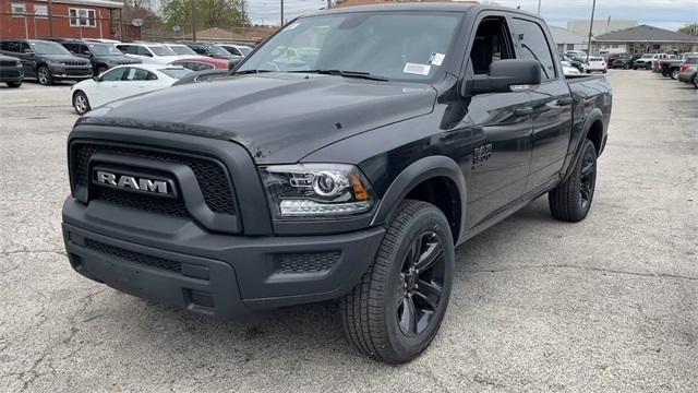 2024 Ram 1500 Classic Warlock 27