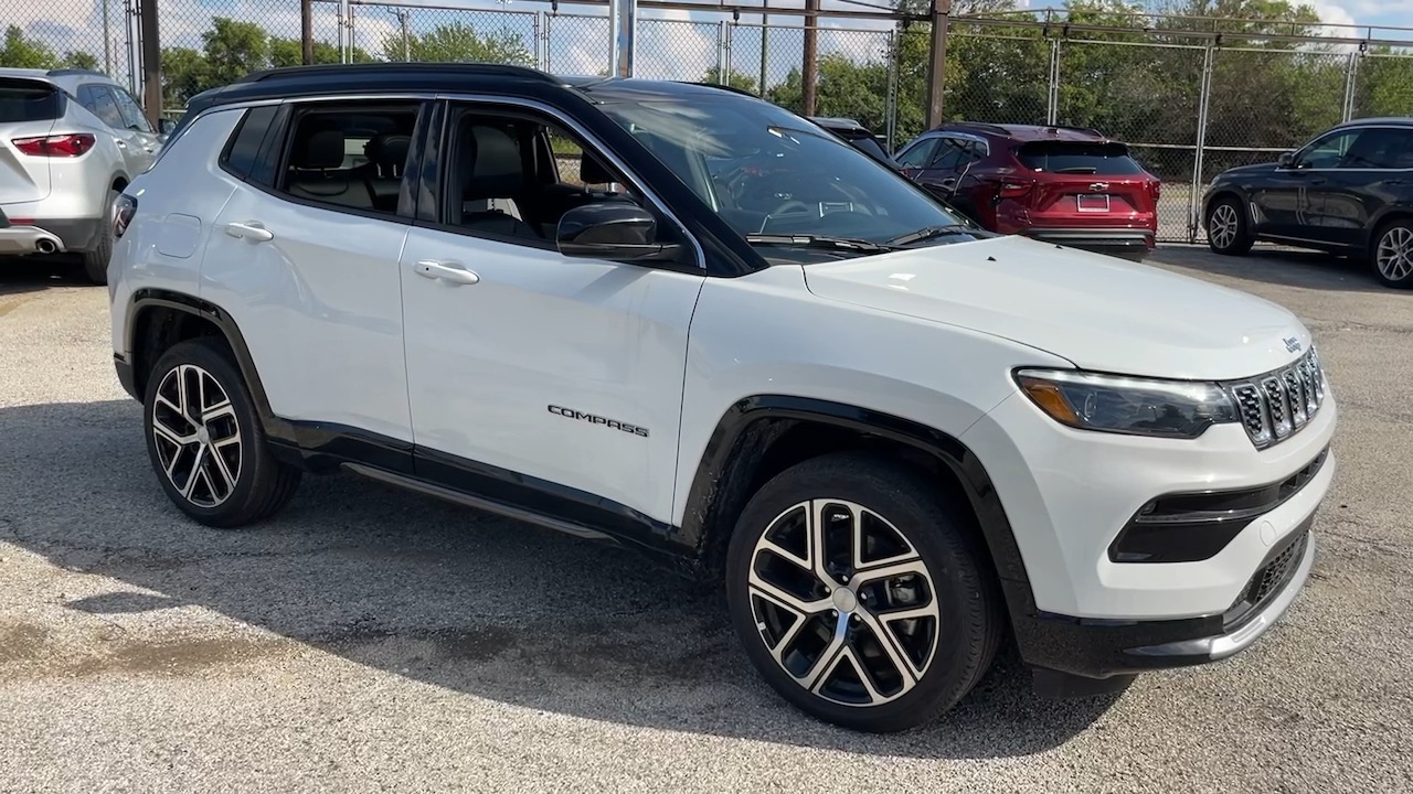 2024 Jeep Compass Limited 33