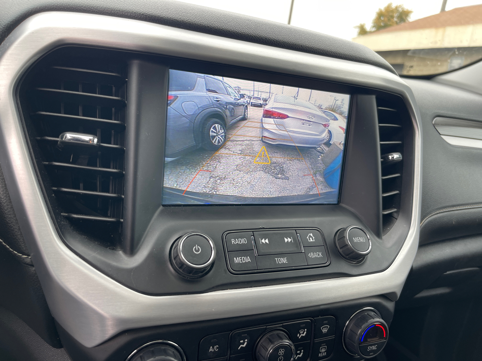 2019 GMC Acadia SLT-1 16