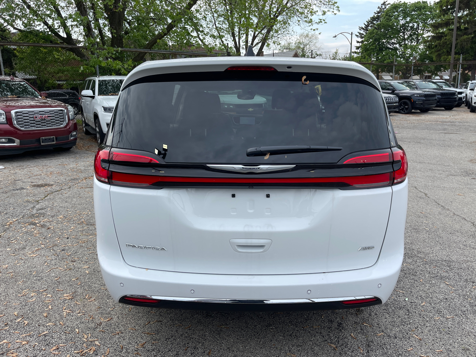 2024 Chrysler Pacifica Touring L 4