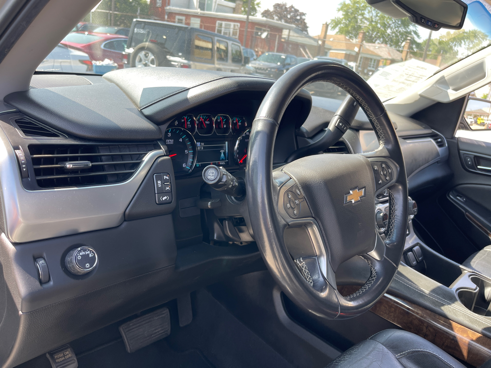 2019 Chevrolet Tahoe LT 9