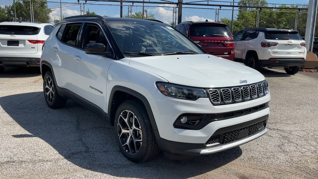 2024 Jeep Compass Limited 32