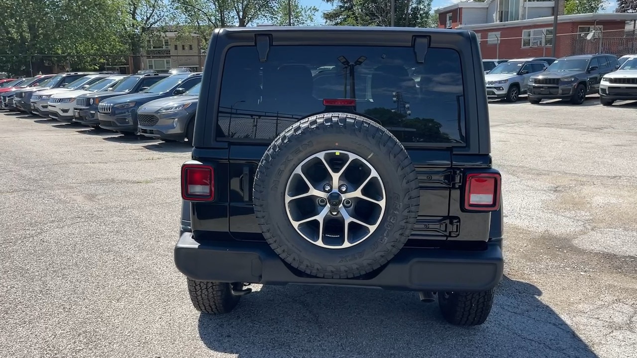 2024 Jeep Wrangler Sport S 29