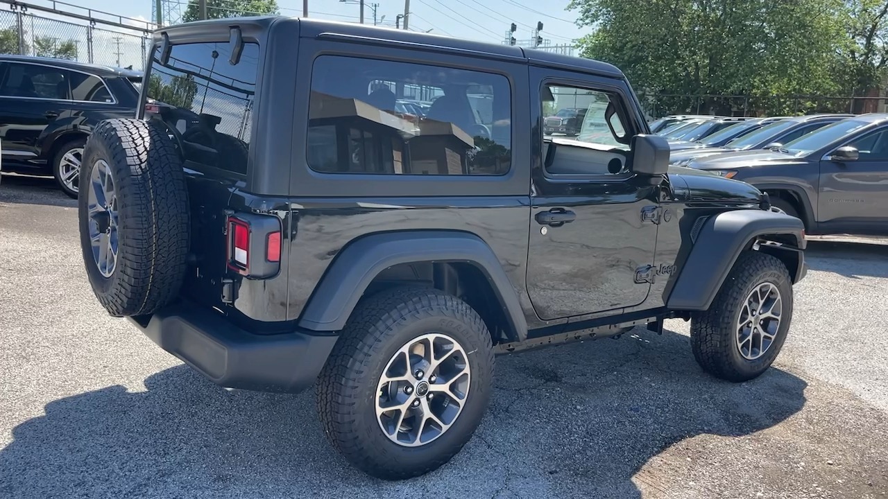 2024 Jeep Wrangler Sport S 30