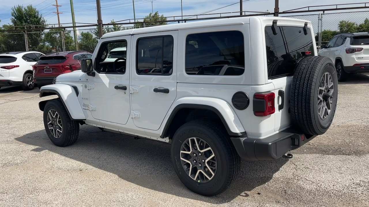 2024 Jeep Wrangler Sahara 4