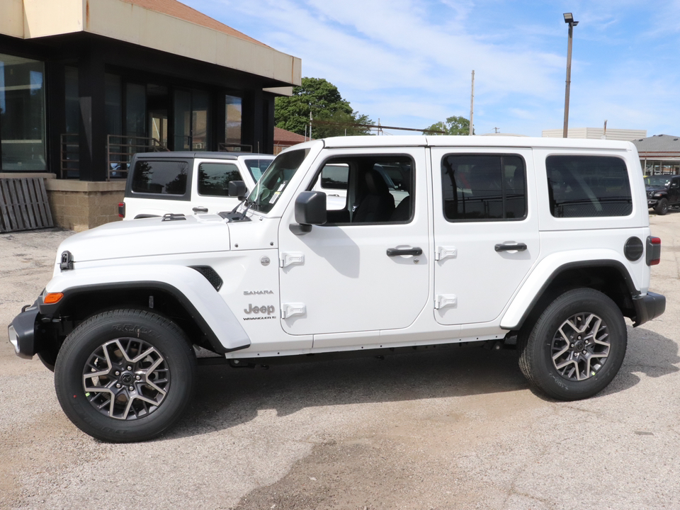 2024 Jeep Wrangler Sahara 27