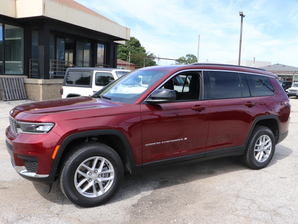 2024 Jeep Grand Cherokee L Laredo 24