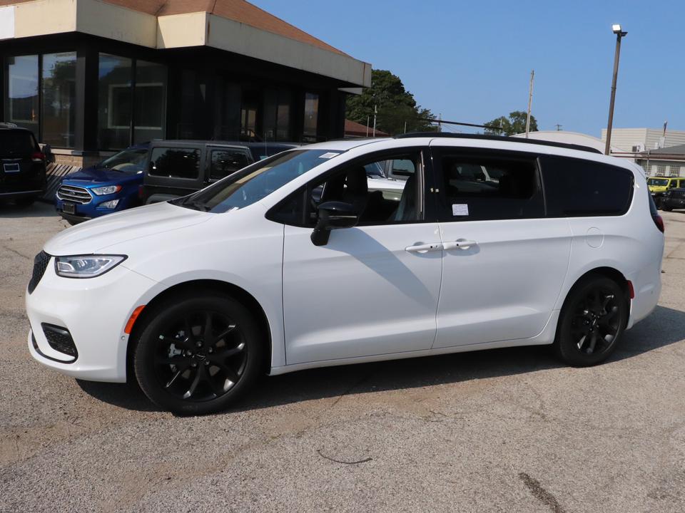 2024 Chrysler Pacifica Limited 2