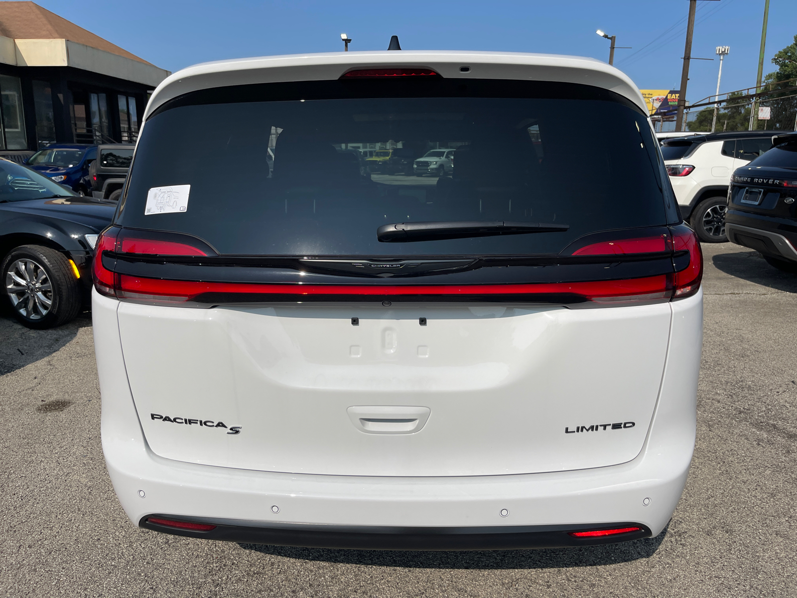 2024 Chrysler Pacifica Limited 5