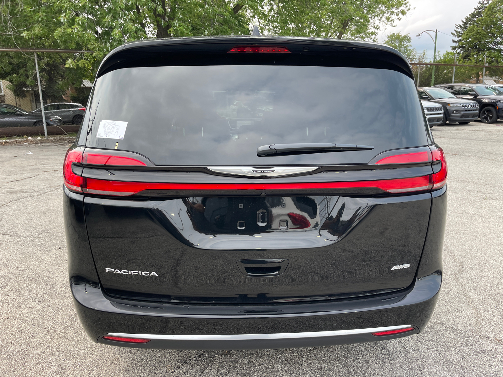 2024 Chrysler Pacifica Pinnacle 6