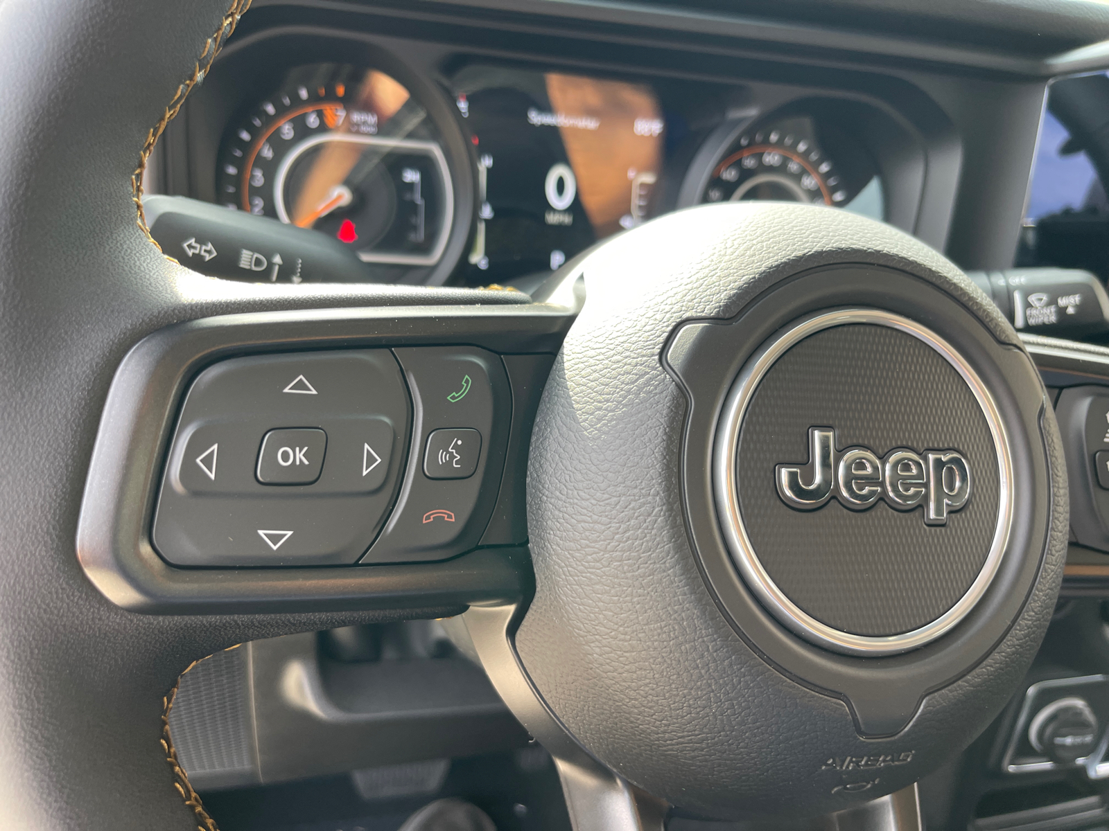 2024 Jeep Gladiator Sport 13