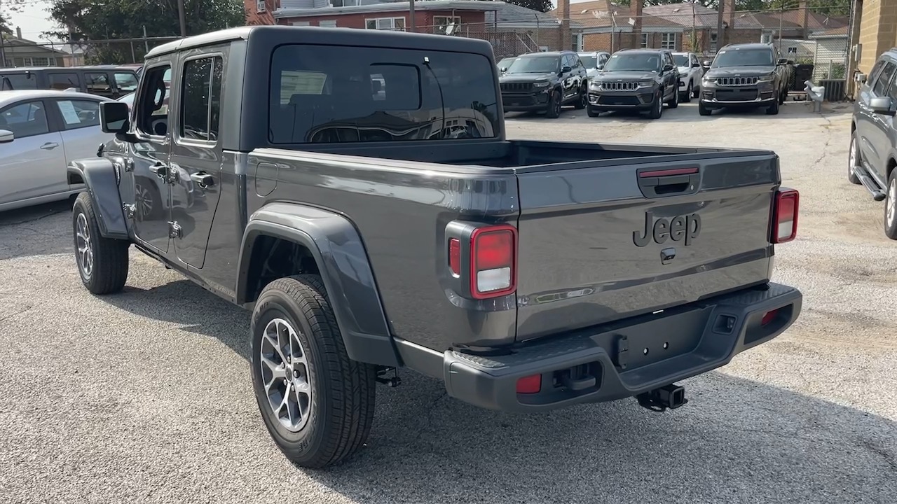 2024 Jeep Gladiator Sport 26