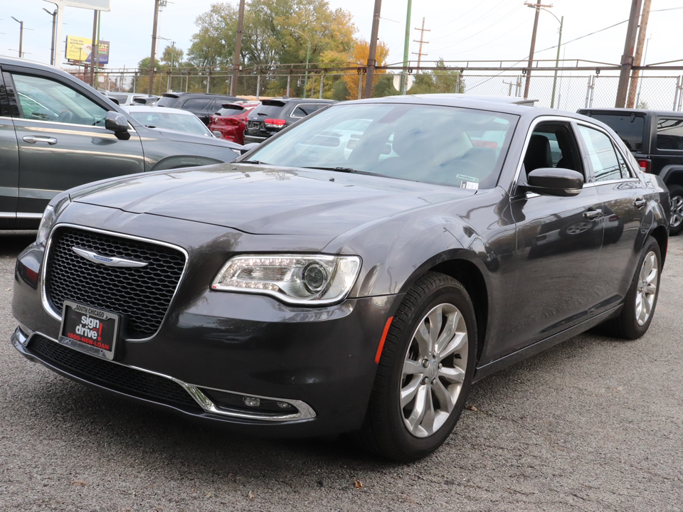 2021 Chrysler 300 Touring 2