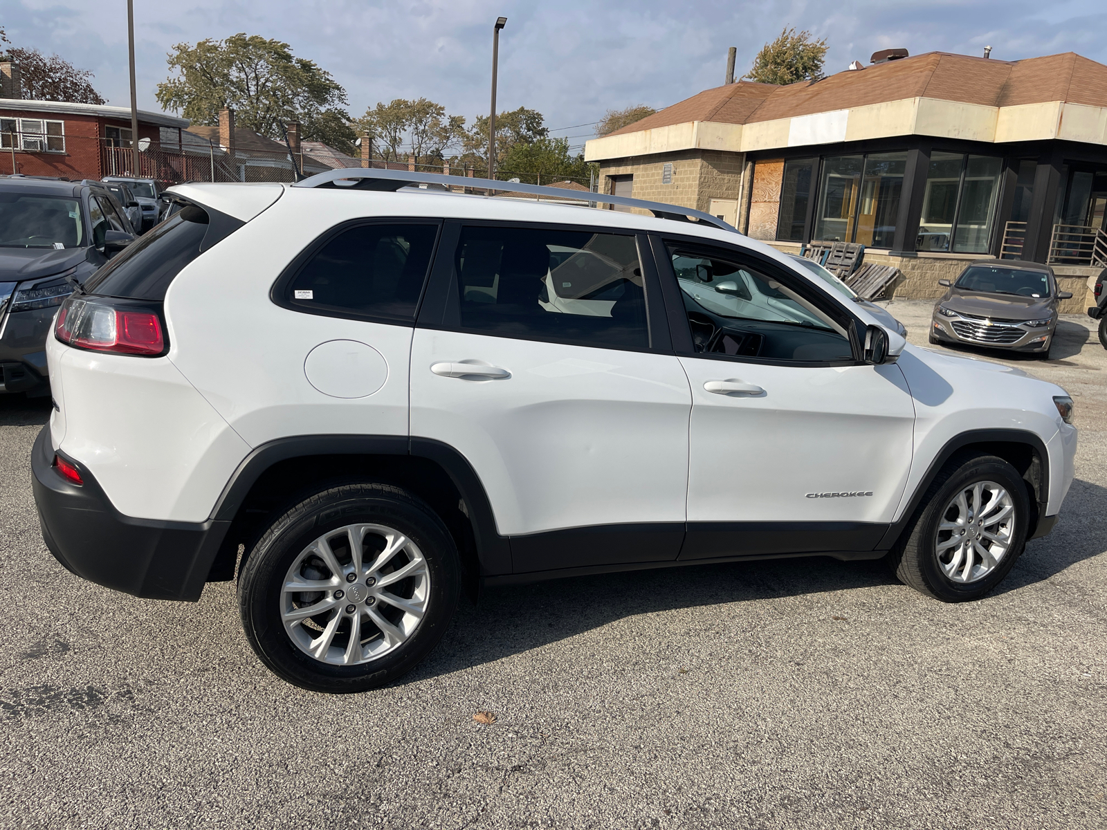 2021 Jeep Cherokee Latitude 25