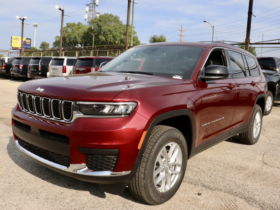 2024 Jeep Grand Cherokee L Laredo 1