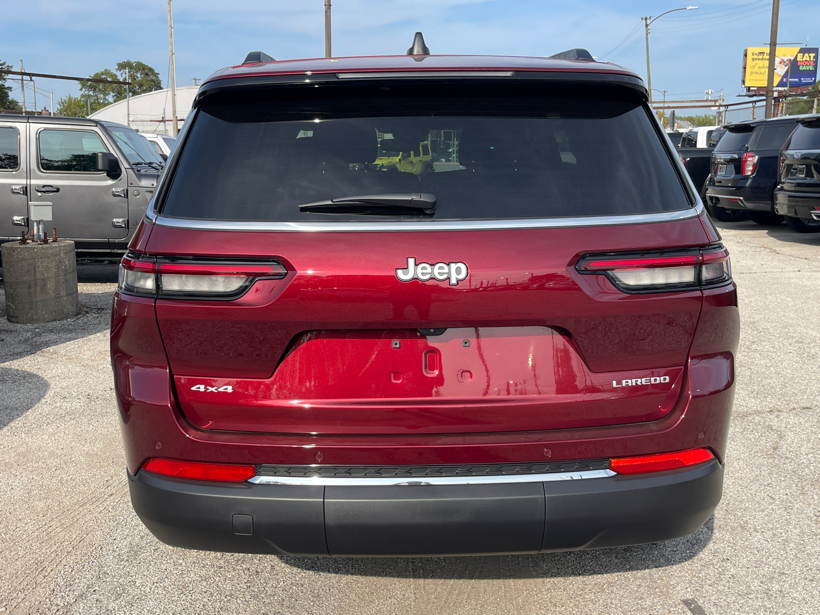 2024 Jeep Grand Cherokee L Laredo 5