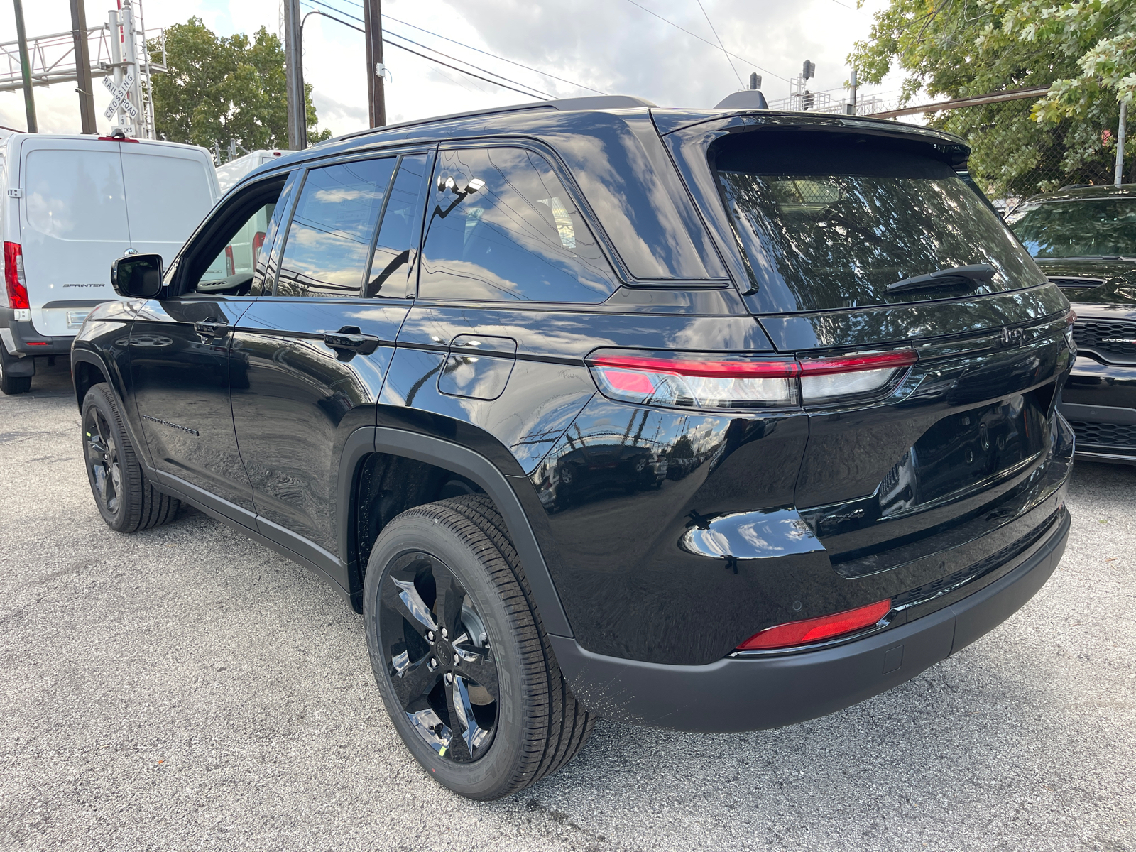 2024 Jeep Grand Cherokee Altitude X 5