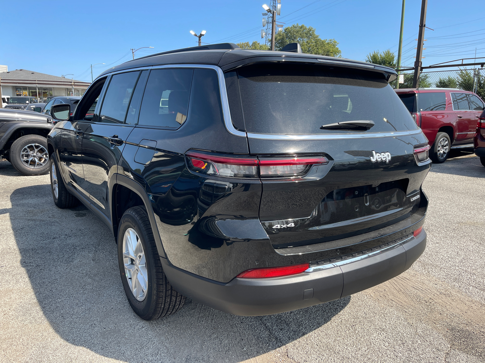 2024 Jeep Grand Cherokee L Laredo 28