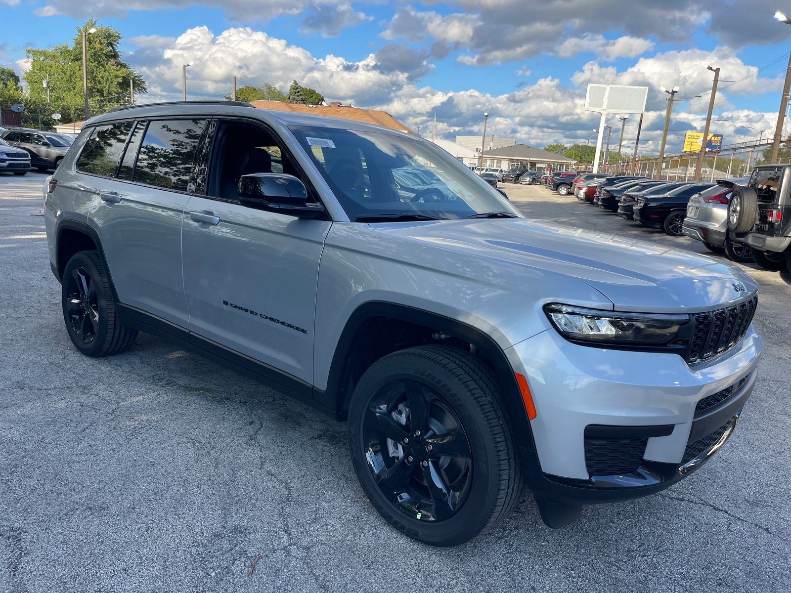 2024 Jeep Grand Cherokee L Altitude X 36