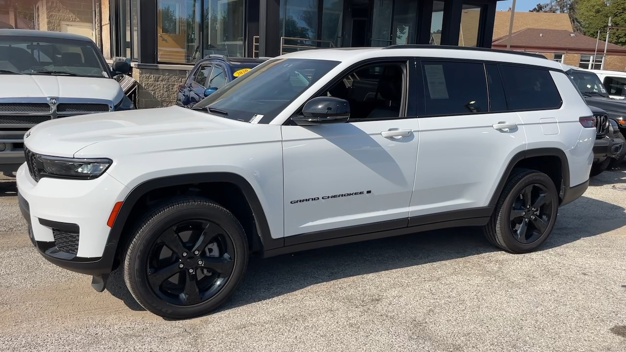 2024 Jeep Grand Cherokee L Altitude 3