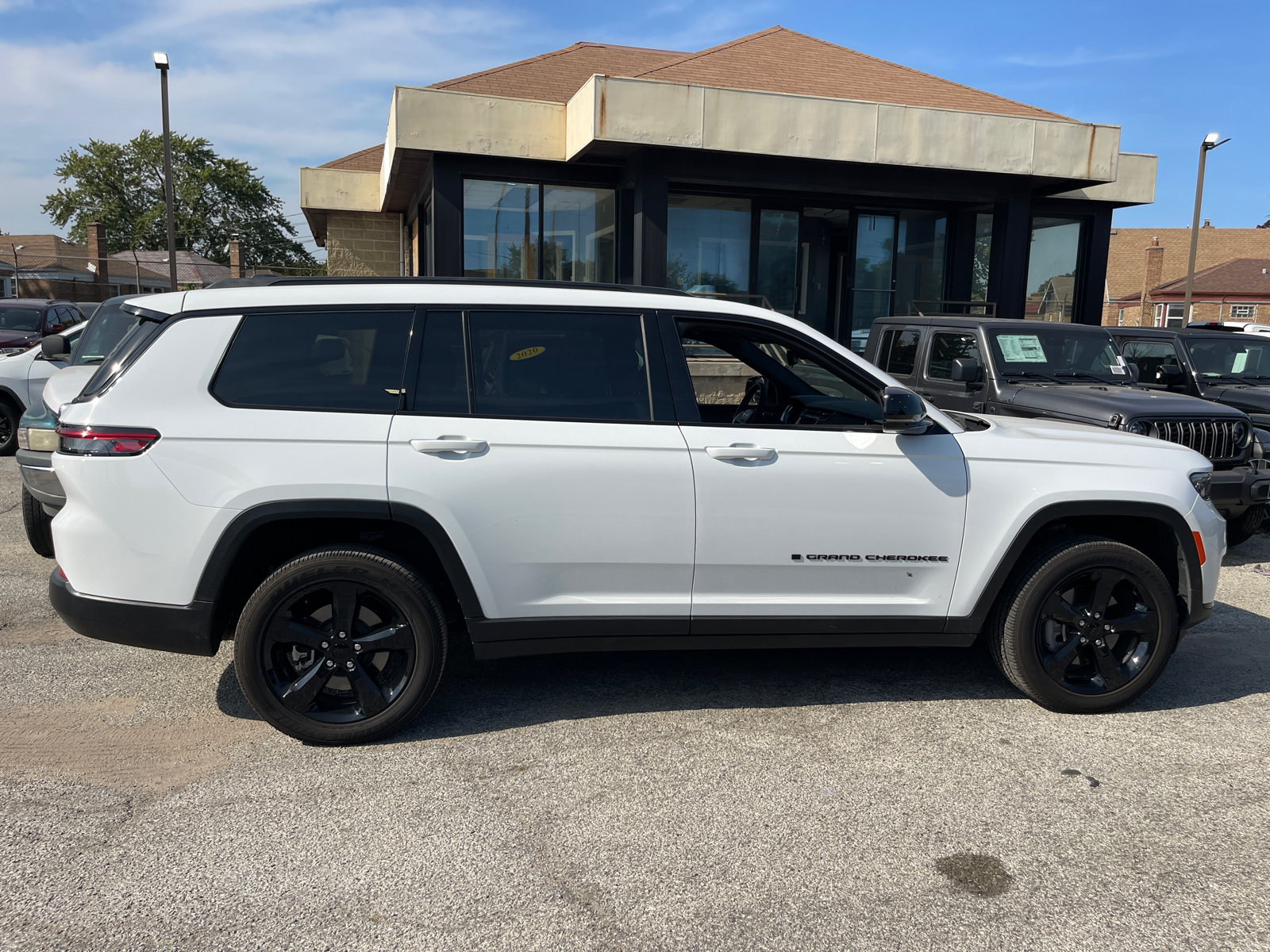 2024 Jeep Grand Cherokee L Altitude 26