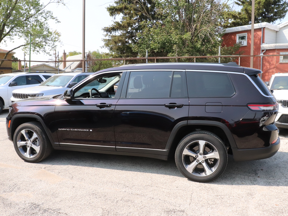 2023 Jeep Grand Cherokee L Limited 23