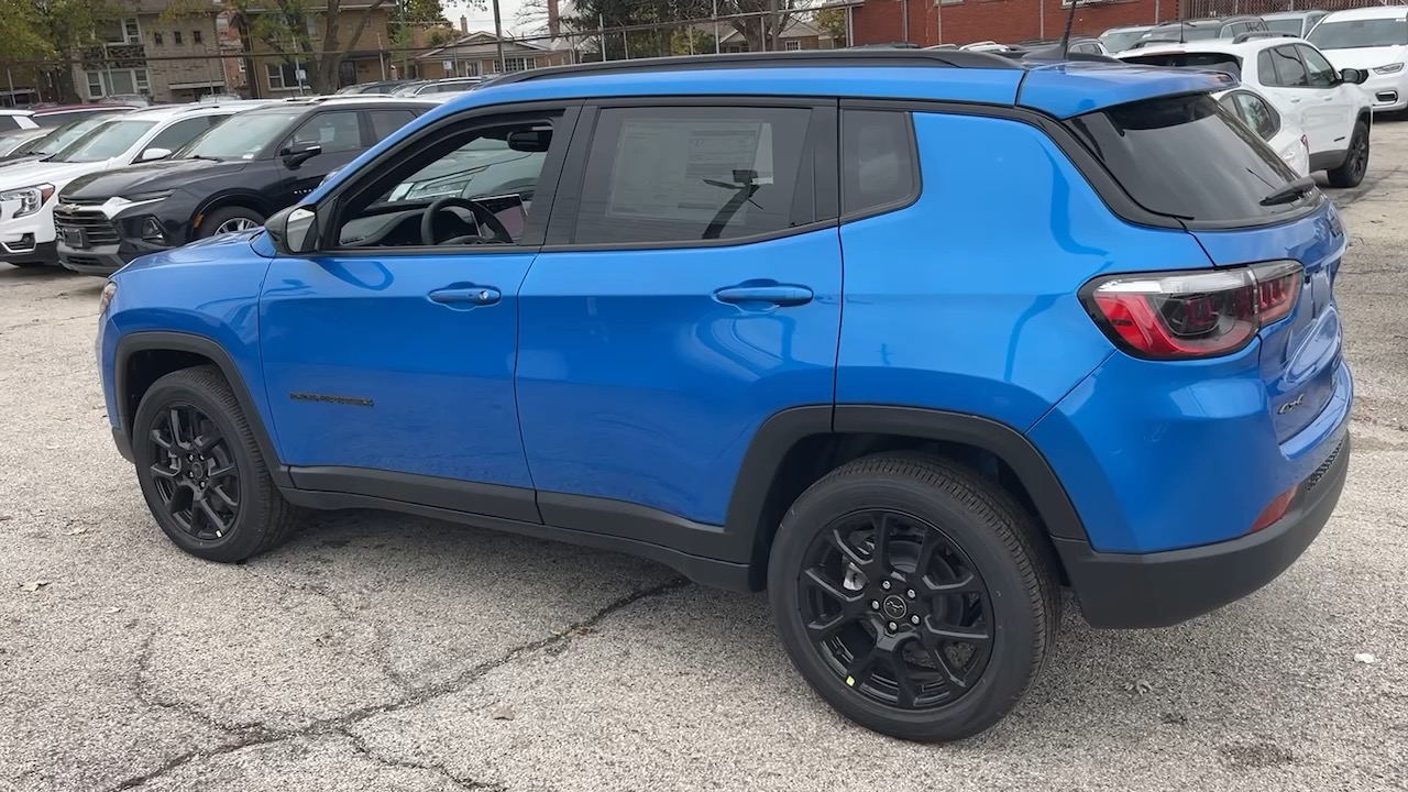 2025 Jeep Compass Latitude 28