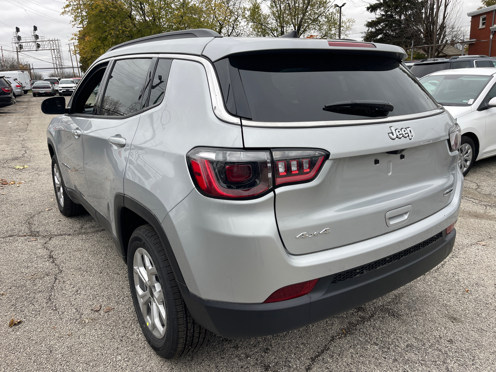 2025 Jeep Compass Latitude 27