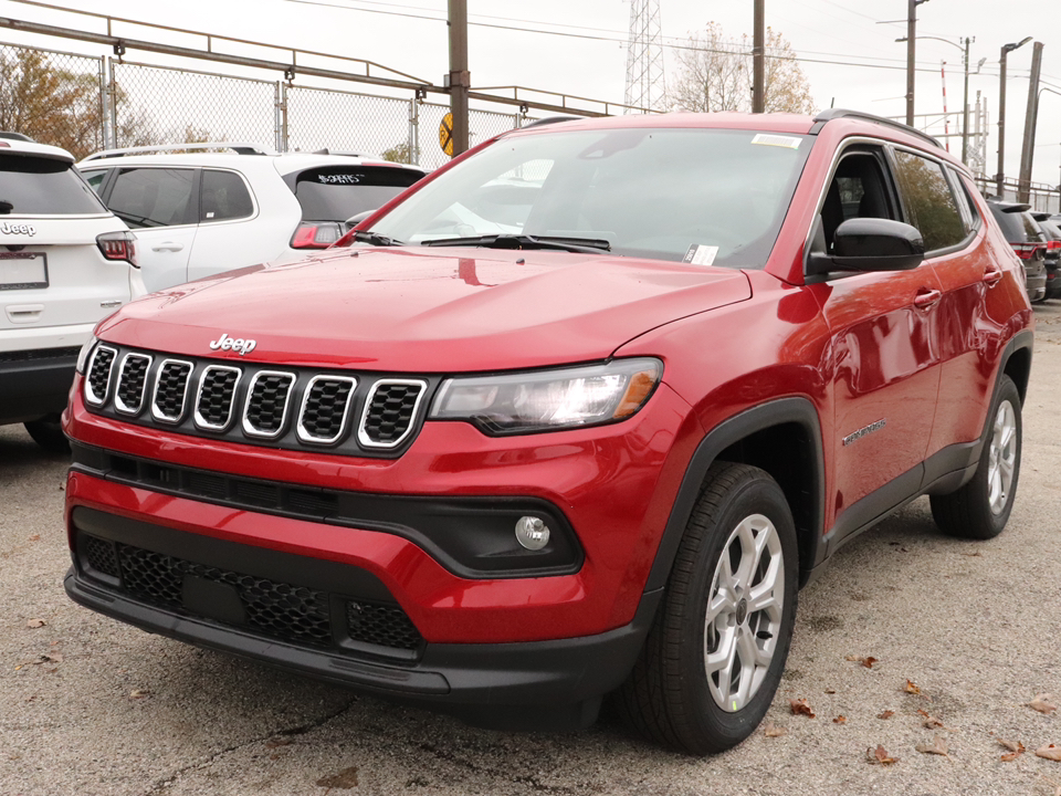 2025 Jeep Compass Latitude 1