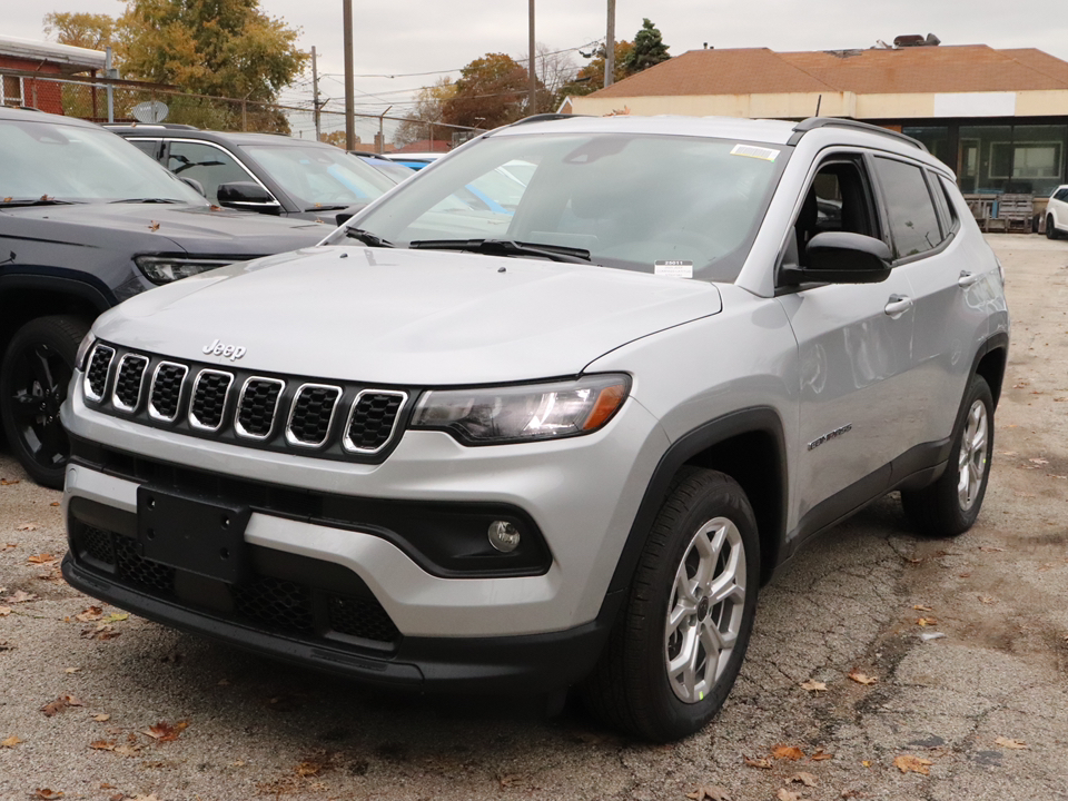 2025 Jeep Compass Latitude 1