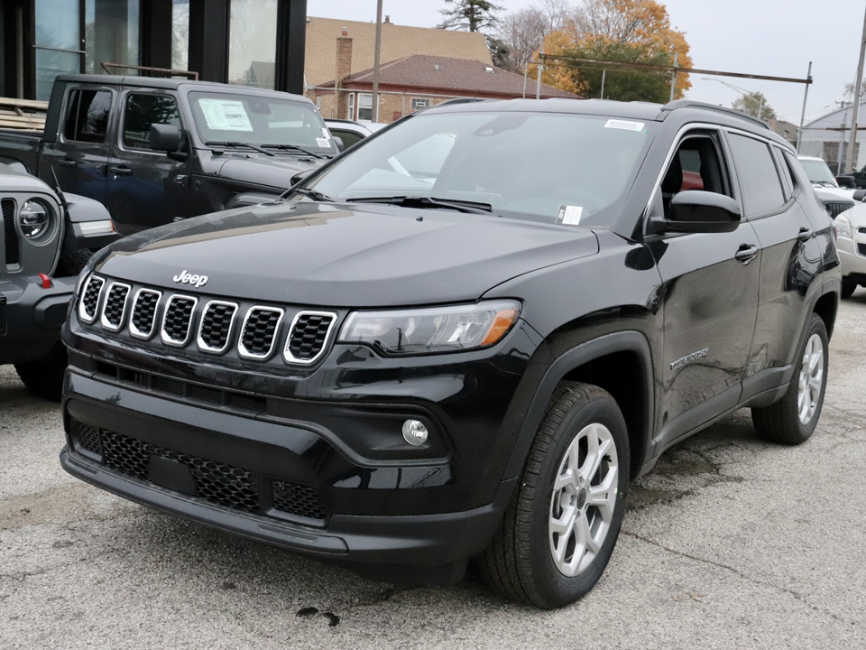 2025 Jeep Compass Latitude 1