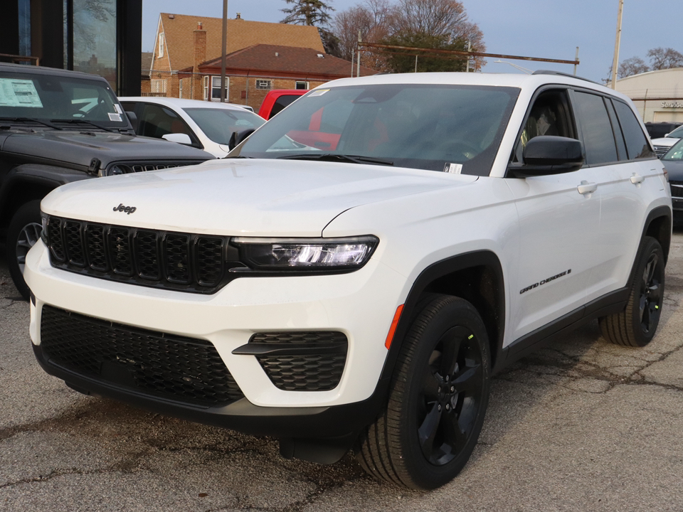 2025 Jeep Grand Cherokee Altitude X 1