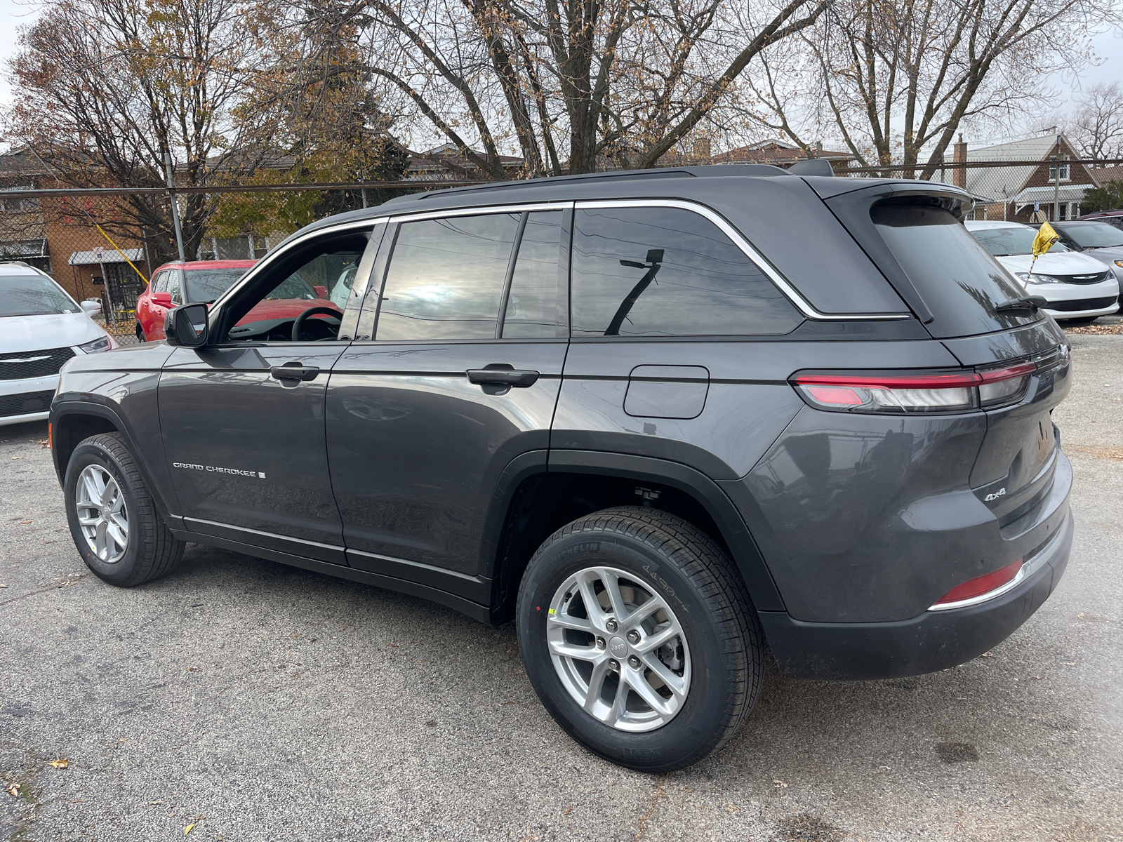 2025 Jeep Grand Cherokee Laredo 27