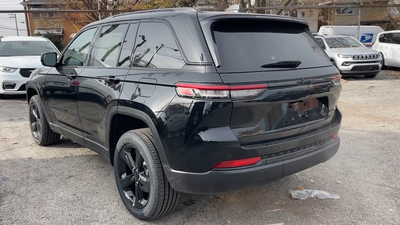 2025 Jeep Grand Cherokee Altitude X 4