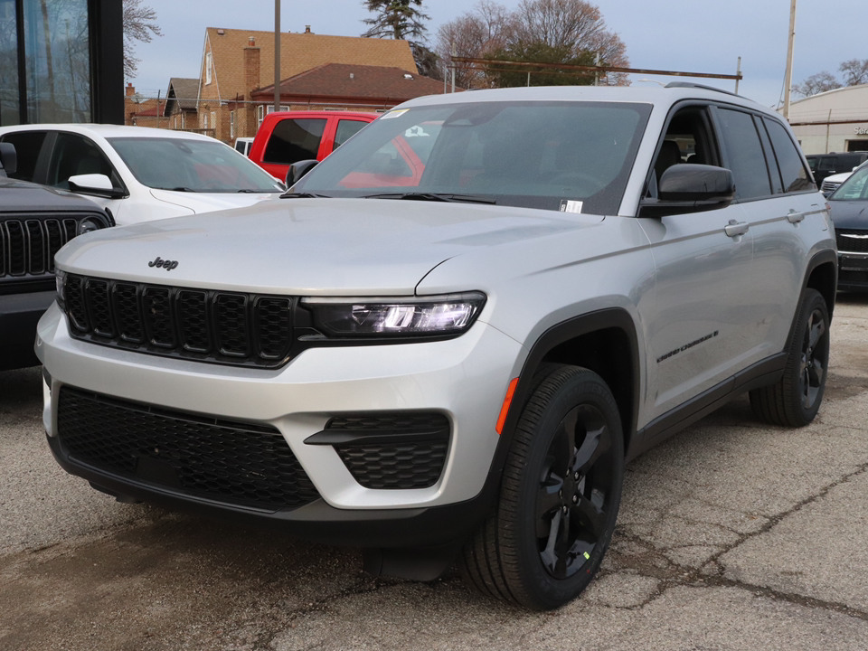 2025 Jeep Grand Cherokee Altitude X 2