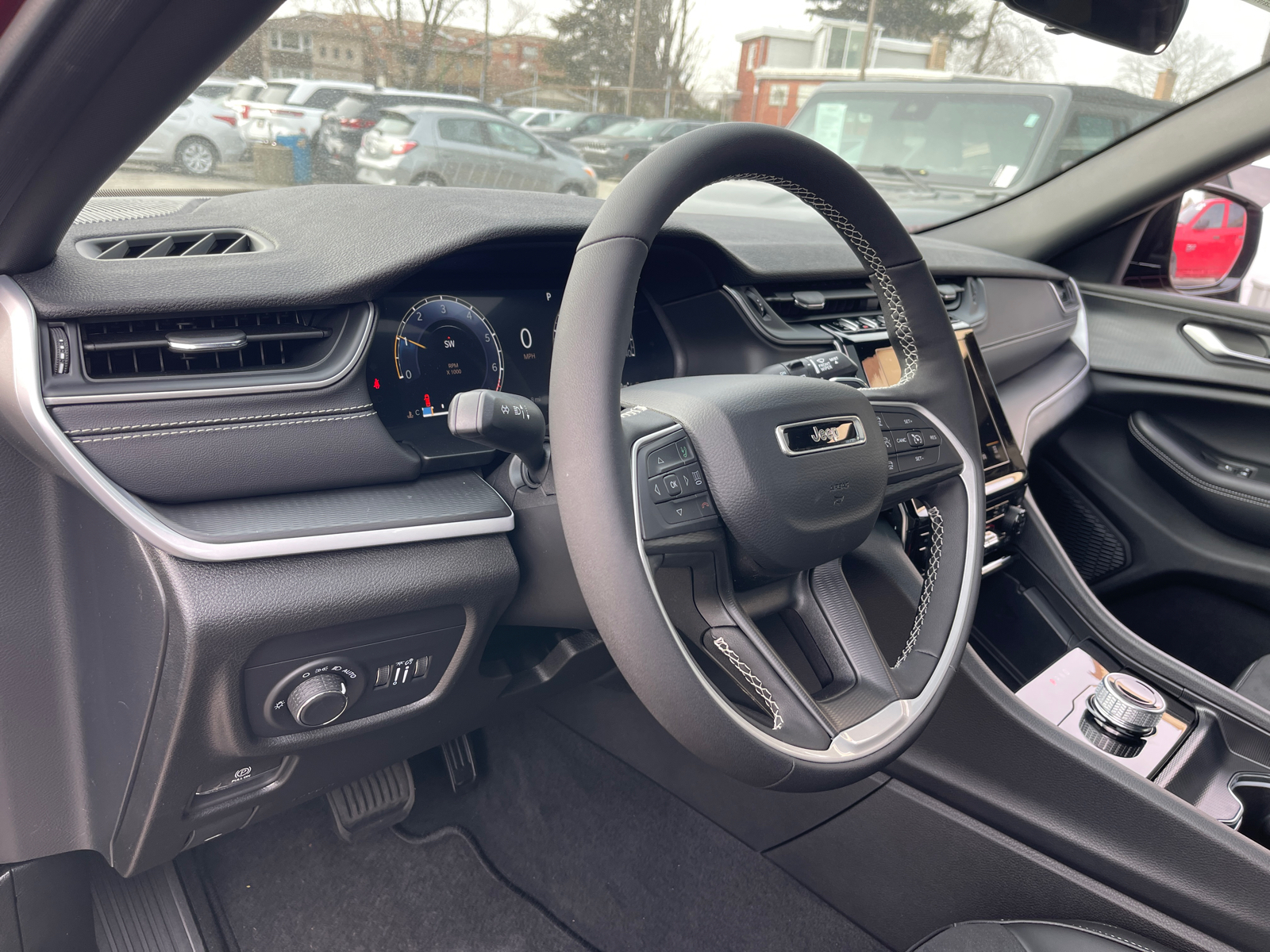 2025 Jeep Grand Cherokee Altitude X 11