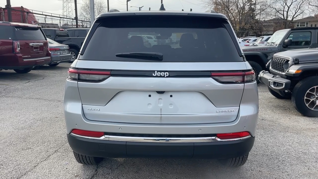 2025 Jeep Grand Cherokee Laredo 5